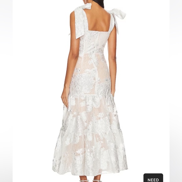 REVOLVE Lizbeth Gown in Ivory
ELLIATT - Picture 3 of 4